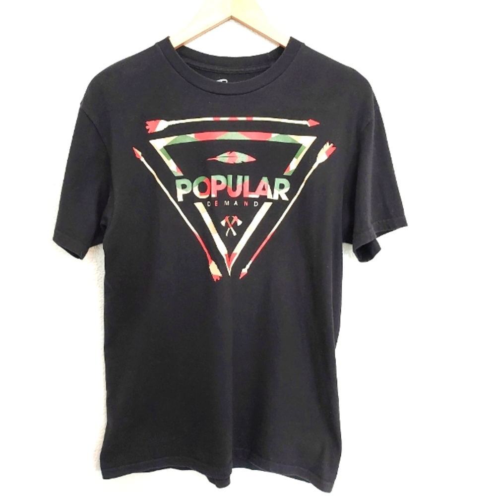 🔴3/$20 Popular Demand Black Camo Arrows T-Shirt Size Medium